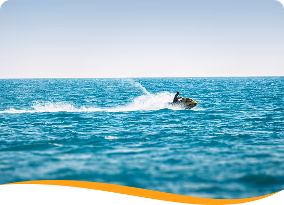 Lire la suite à propos de l’article Jet-ski à Valras-Plage : sensations fortes et fun sur la Méditerranée